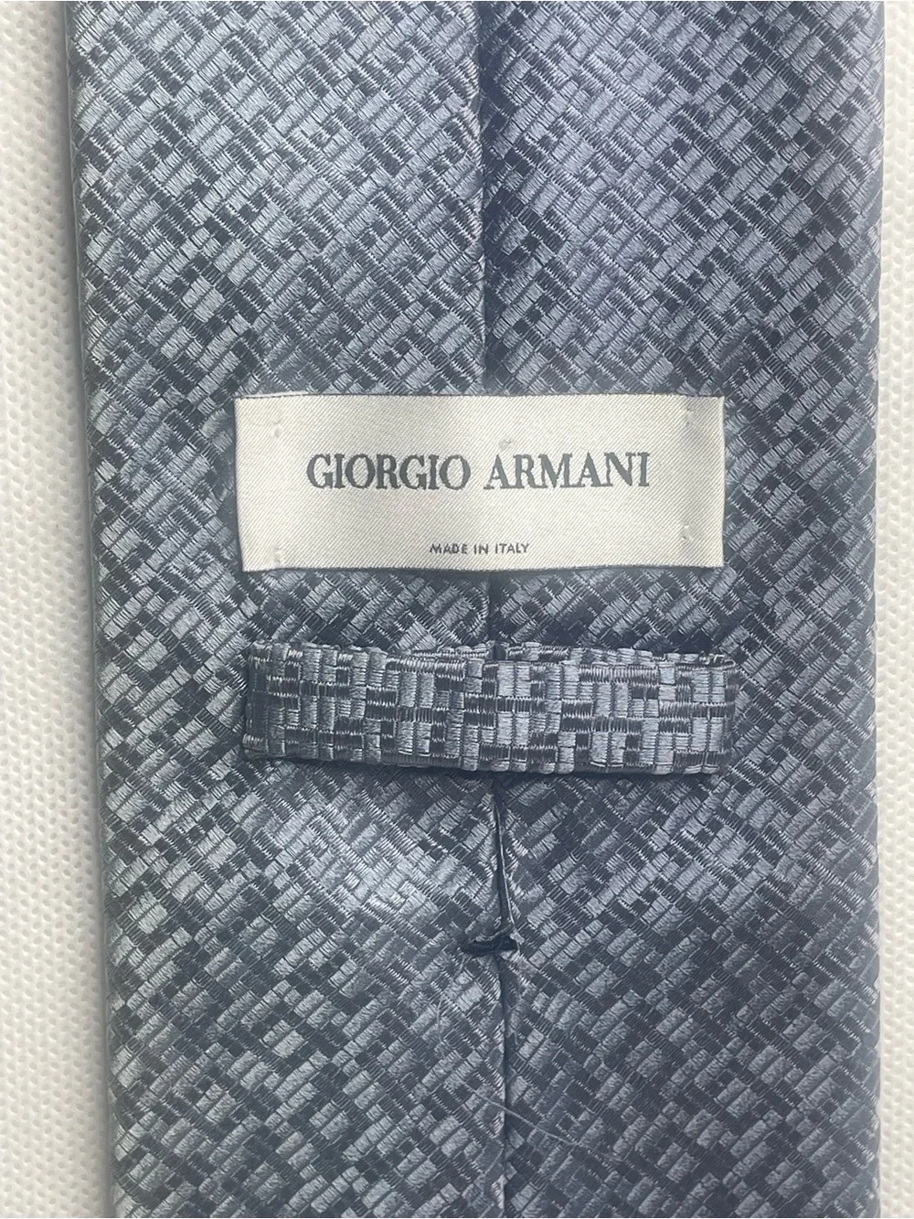 Giorgio Armani Textured Repp Silk Tie Geometric Silver Gray Preppy Style Necktie